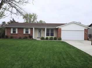 3044 Willow Bend Dr, Saint Charles, MO 63303