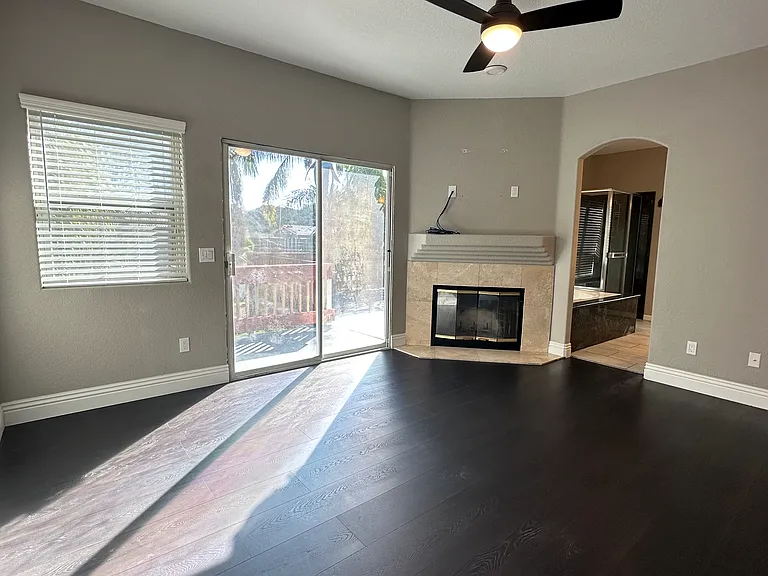 2123 Deland Ct — Photo 19