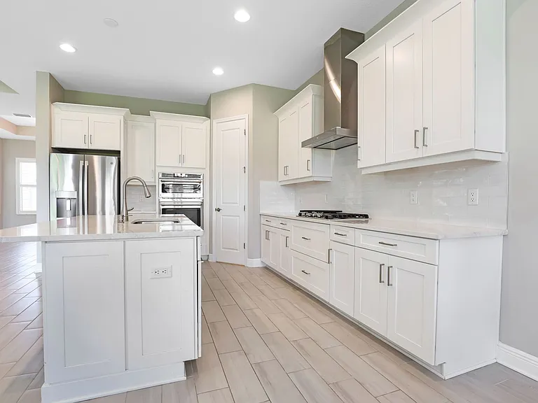 6133 Lungo Lago Dr — Photo 8