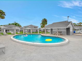 812 W Tiffany Dr APT 1, Mangonia Park, FL 33407