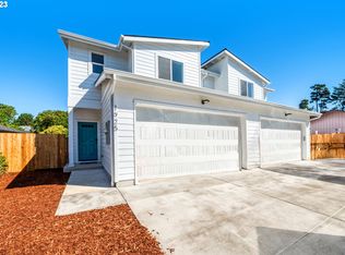 1925 22nd St, Florence, OR 97439