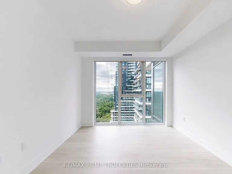 30 Inn On The Park Dr #2401 — Photo 11