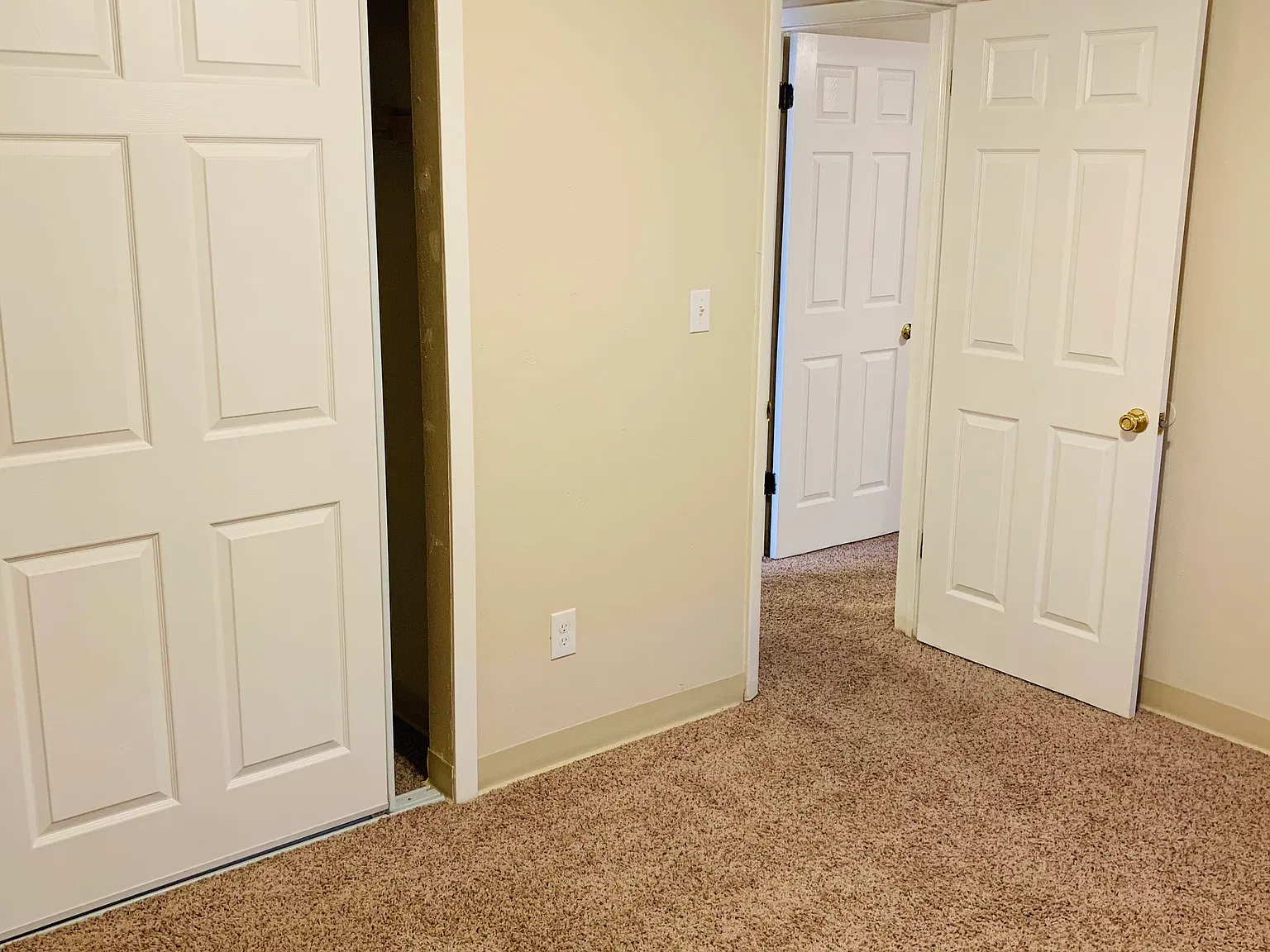 1 bed, 660 sqft, $1,150 — Photo 4