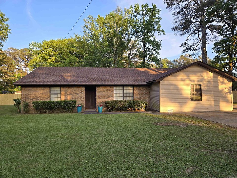 1st image of 3609 Old Warren Rd