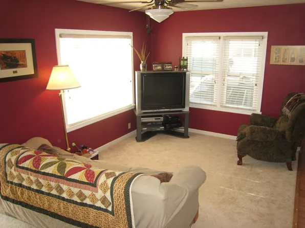 414 Fond Du Lac St, Waupun, WI 53963