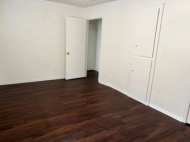 489 S Backer Ave — Photo 8