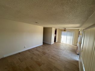954 Greenfield Ave, Hanford, CA 93230