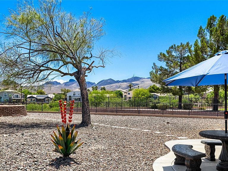 2516 Evansville Ave, Henderson, NV