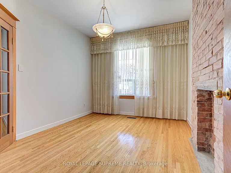 160 Shanly St #MAIN LOWER — Photo 21