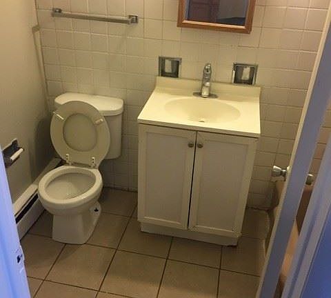 3rd image of 12500 S Lincoln St APT 04