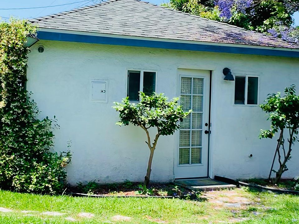1st image of 1825 Stearns Dr