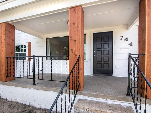 4th image of 744 N Meridian Ave