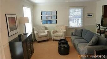 4th image of 215 E Washington Ave APT 2W
