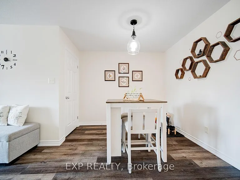 3320 Meadowgate Blvd #14 — Photo 23