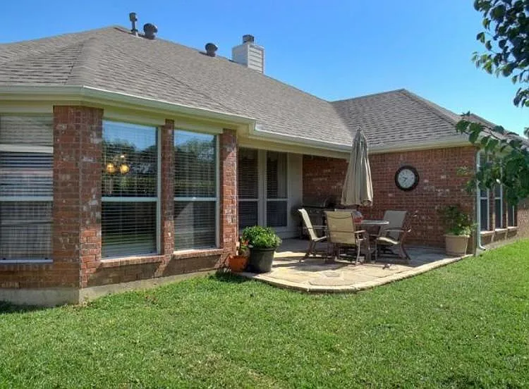 5716 Sugar Maple Dr — Photo 2