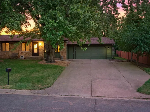 2865 Upper 79th Ct E, Inver Grove Heights, MN 55076