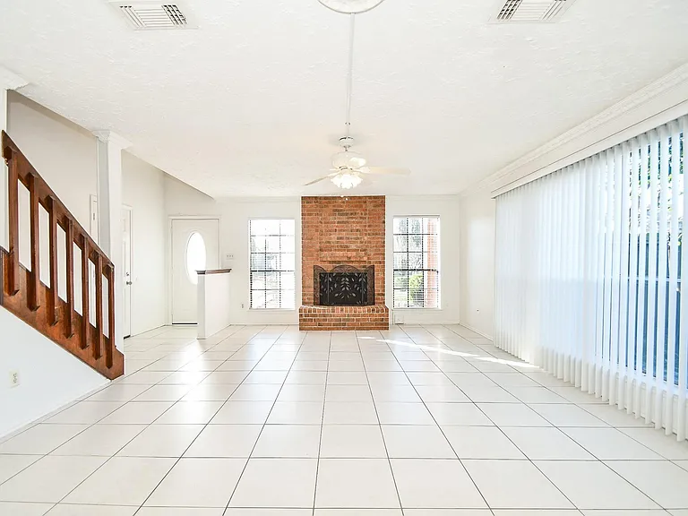 12311 Grove Meadow Dr — Photo 7