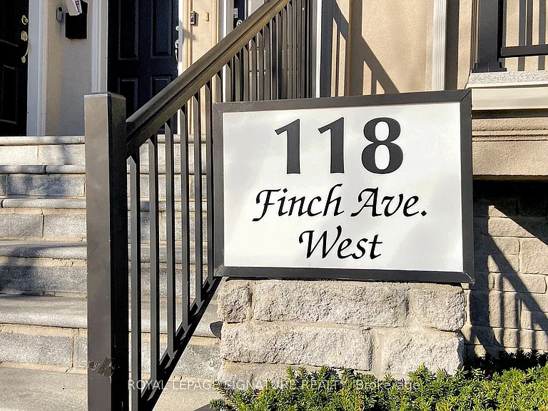 118 Finch Ave W #Townhouse 5 — Photo 1