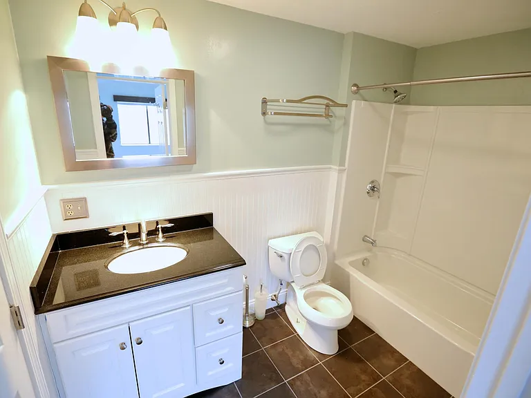 Wellington Cir — Photo 16