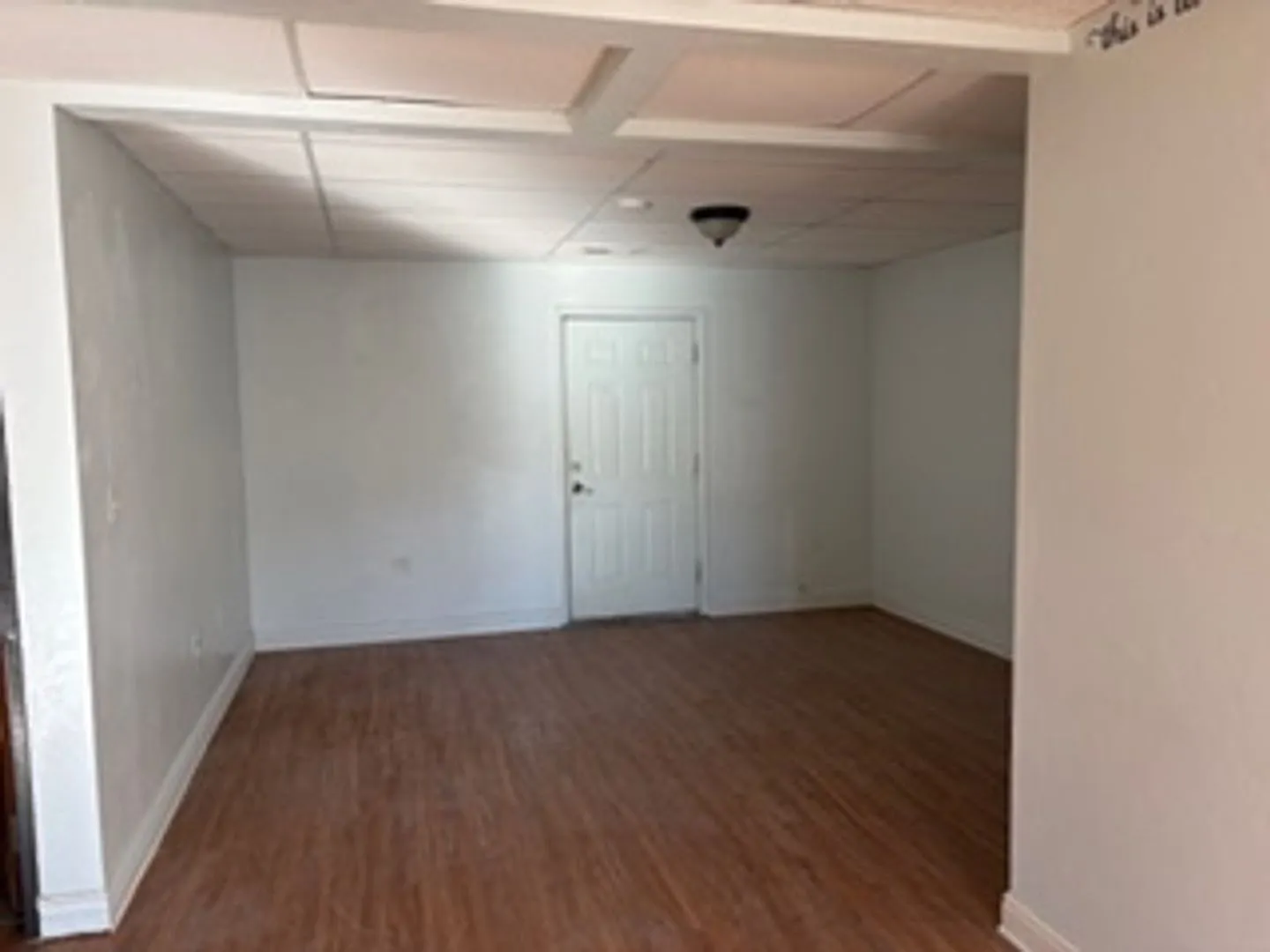 2 Bed/1 Bath Duplex for Rent — Photo 4