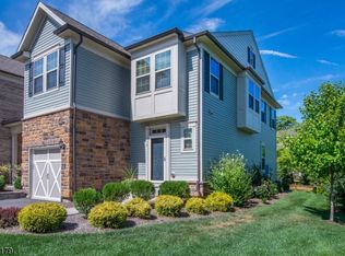 12 Albert Ct #906, Randolph, NJ 07869