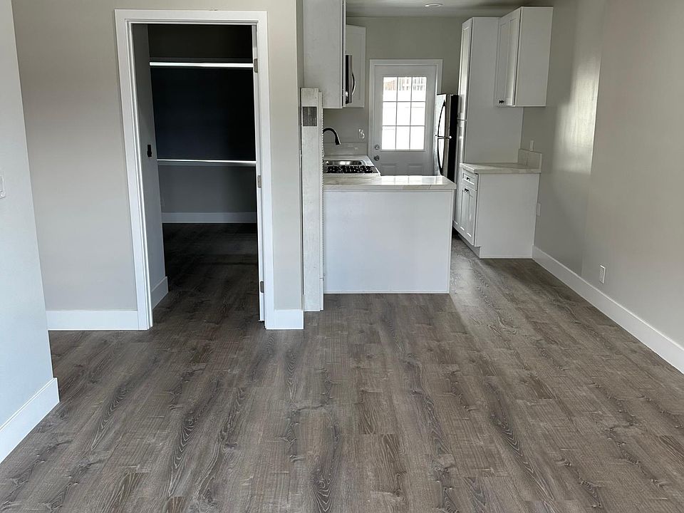 1st image of 805 Diamond St #805