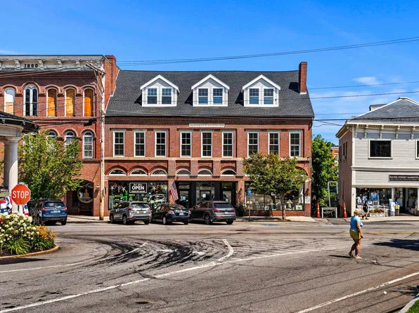 85 Water St, Exeter, NH