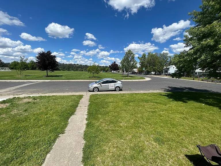 2405 W Columbia Ave — Photo 19