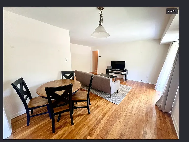 10527 Montrose Ave #104 — Photo 3