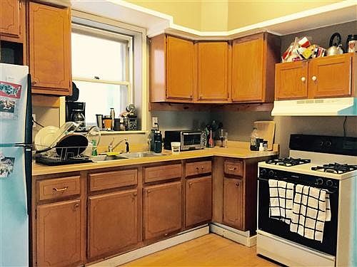 1st image of 1945 N Damen Ave #2