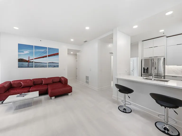201 Sansome St #401 — Photo 18