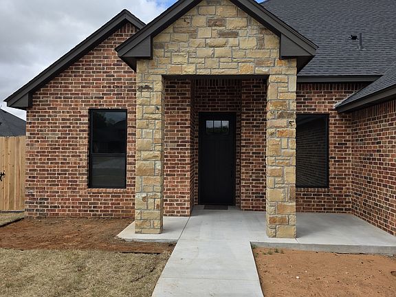 Stone entryway