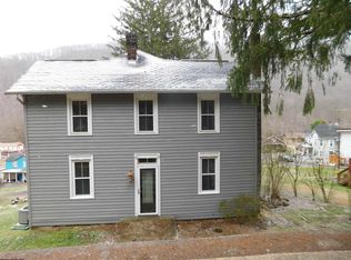 277 S Buffalo St, Rowlesburg, WV 26425