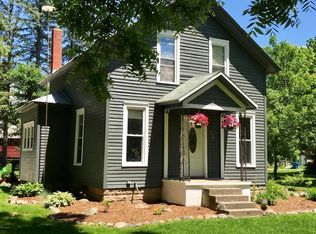 306 Peterson Rd, Ionia, MI 48846