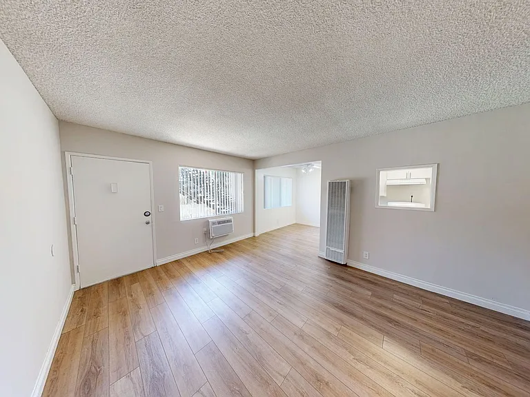 FUL - Fulton Ave Apartments — Photo 5