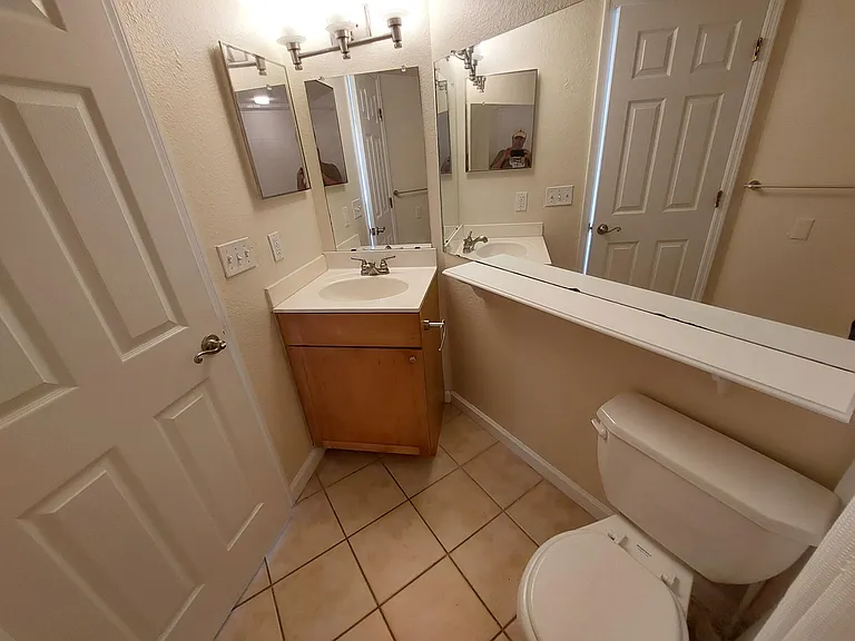 2500 Winding Creek Blvd #E201 — Photo 27