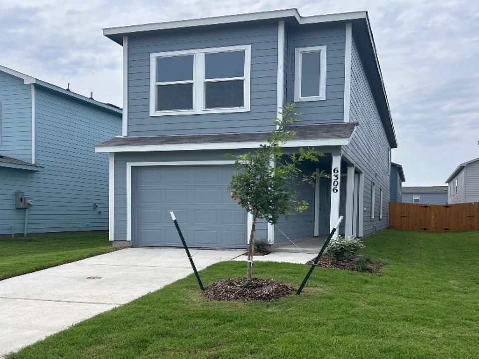 1st image of 6306 Pelican Ln