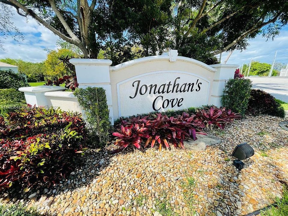 1st image of 4956 Palmbrooke Cir Unit 4956