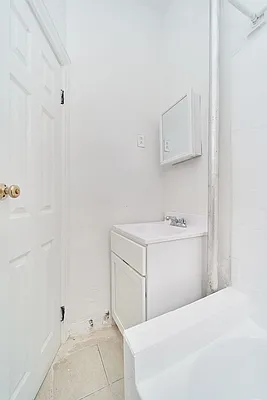 Rented by Living New York | media 23