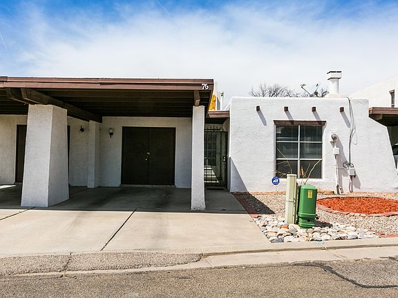 3rd image of 76 Calle Arroyo Seco NW