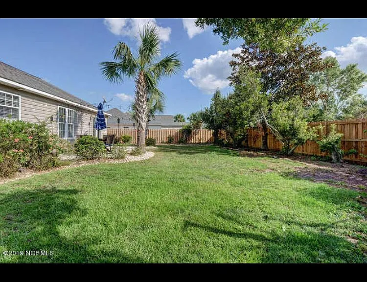 6718 Newbury Way — Photo 10