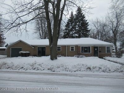 701 S Swegles St, Saint Johns, MI, 48879