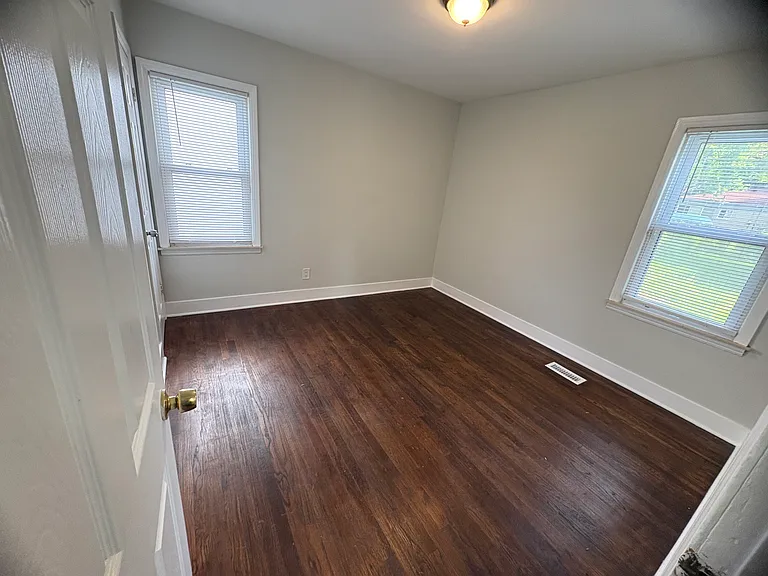14400 Borgman Ave — Photo 4