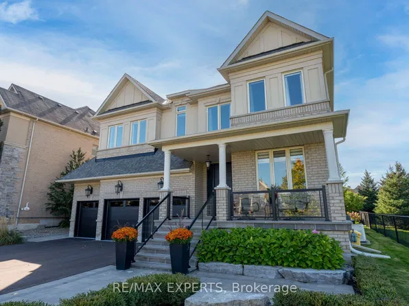 16 Thomas Noble Ct, King, ON L7B 0A3