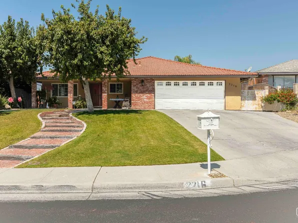 2216 Ora Ct, Bakersfield, CA 93306