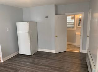109 Beacon St #1A, Somerville, MA 02143