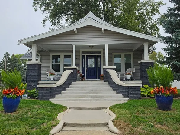 1100 River Dr, Sioux City, IA 51109