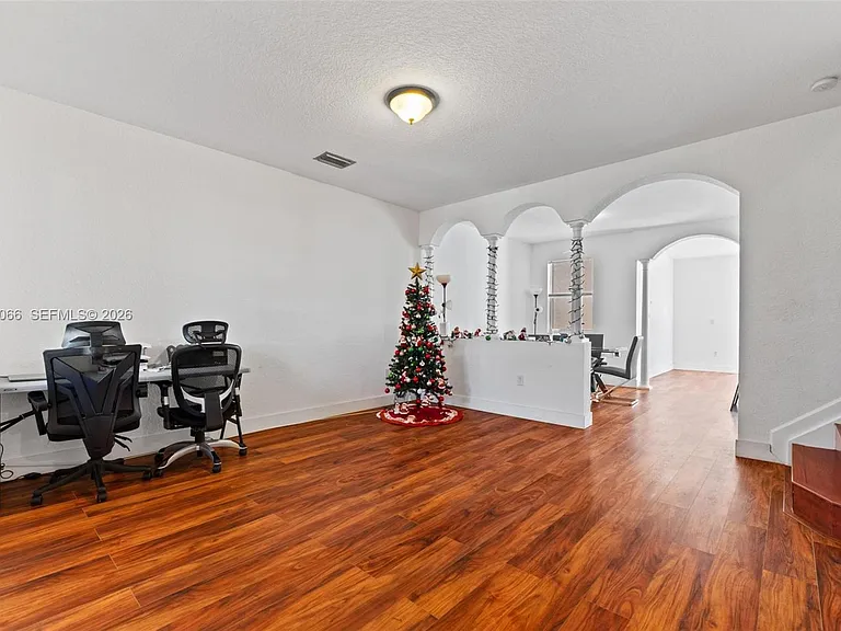 836 SW 154th Path #836 — Photo 4