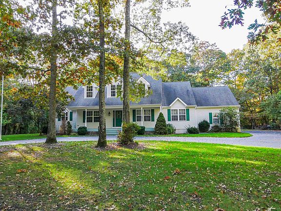 4th image of 3 Eaglewood Dr
