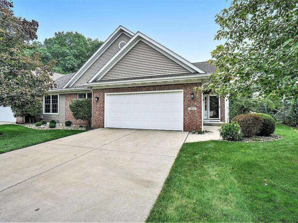 1st image of 1924 Autumn Crest Ln